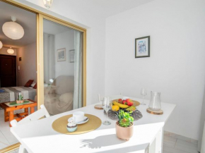 Studio Apolo VI-6 by Interhome